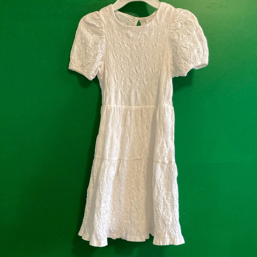 ZARA girls size 9 white short-sleeve eyelet dress